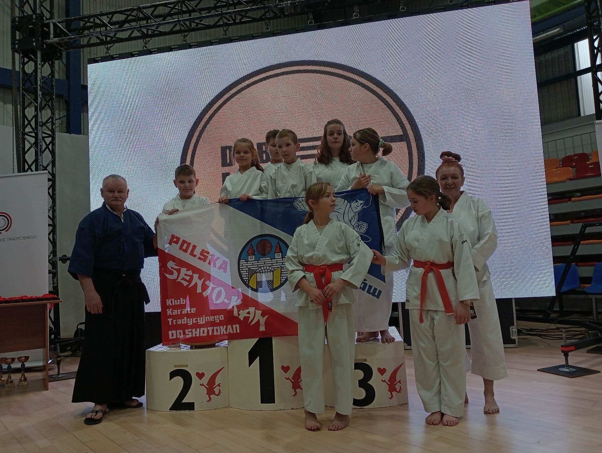 Cztery razy podium dla karateków z Chocianowa (galeria zdjęć) 