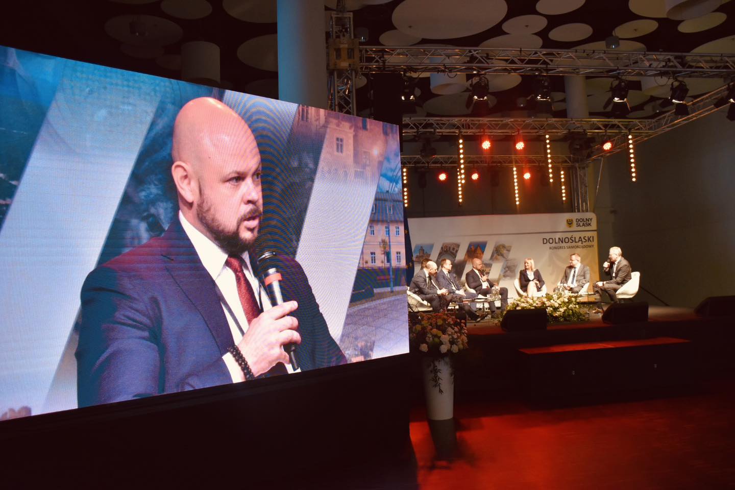 Burmistrz Tomasz Kulczyński reprezentował Chocianów na IX Kongresie Samorządowym we Wrocławiu (wideo) 